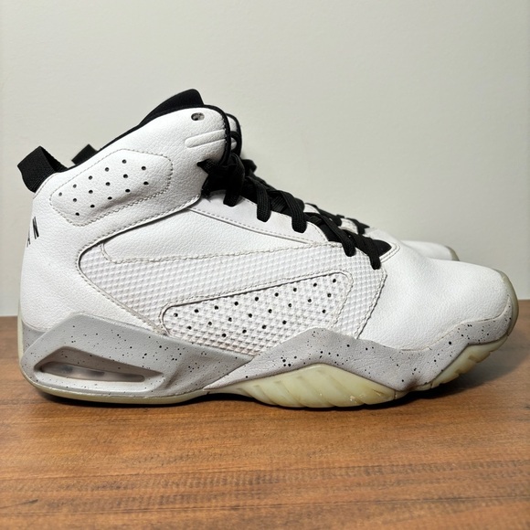 Nike Other - Nike Jordan Men’s Lift Off White Leather AR4430-106 Shoes Size 9.5 Sneakers